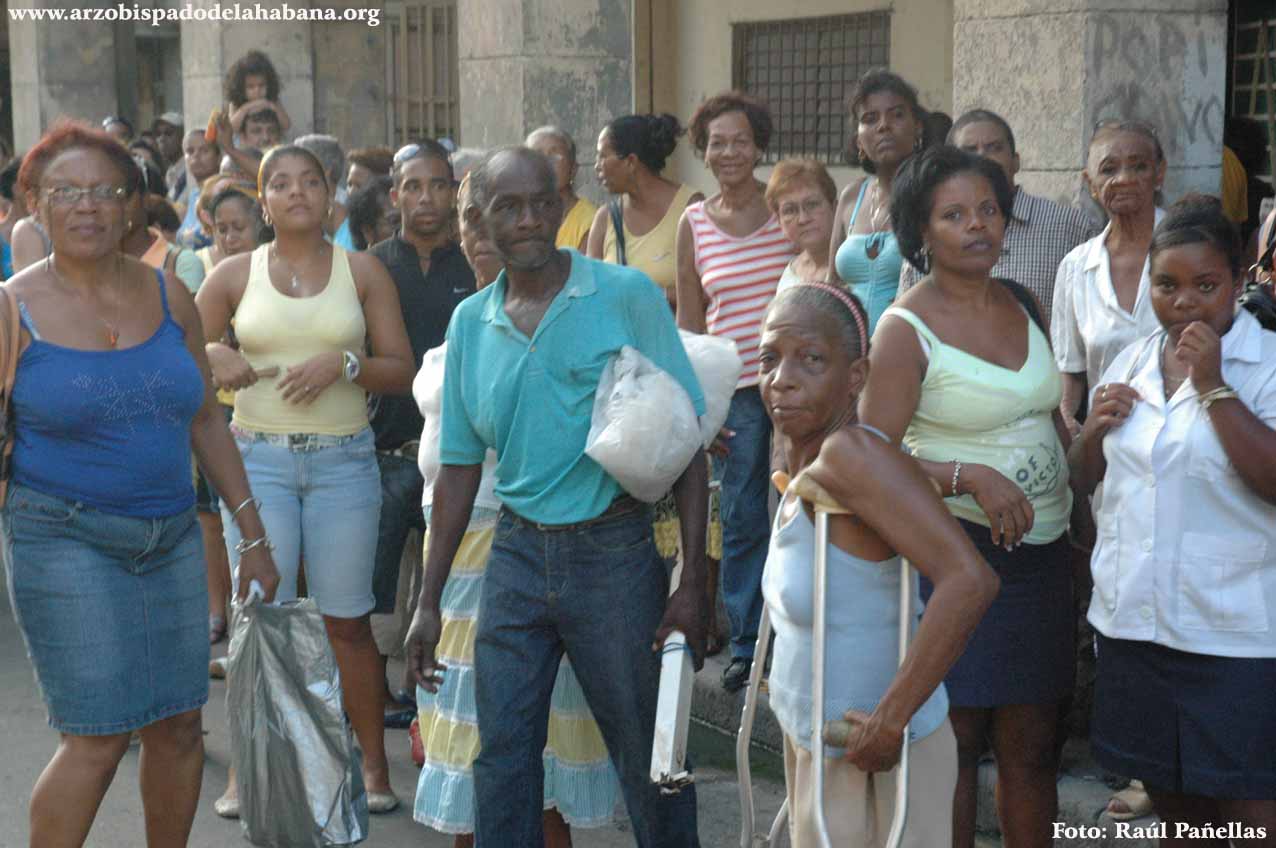 Procesi�n de la Caridad en la Arquidi�cesis habanera.