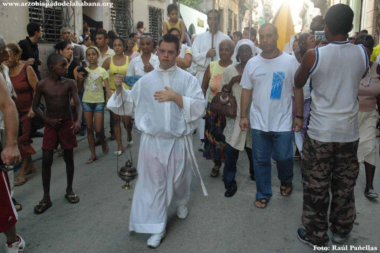 Procesi�n de la Caridad en la Arquidi�cesis habanera.