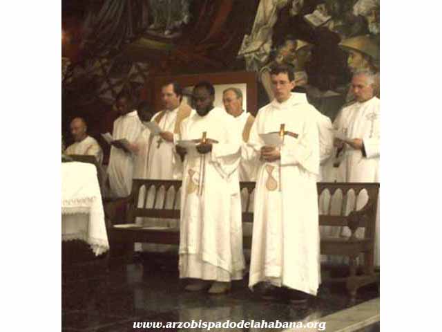 Ordenaci&oacute;n diaconal de&nbsp;monjes benedictinos