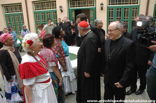 Visita del Cardenal Stanislaw Dziwisz a Cuba - Fotos: Ra&uacute;l Pa&ntilde;ellas